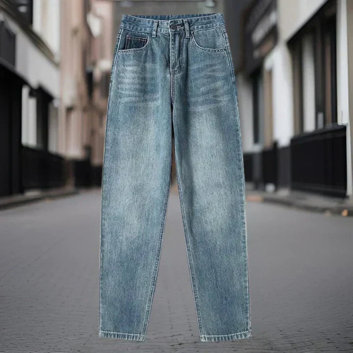 Astrid - High-Waisted Straight-Leg Jeans