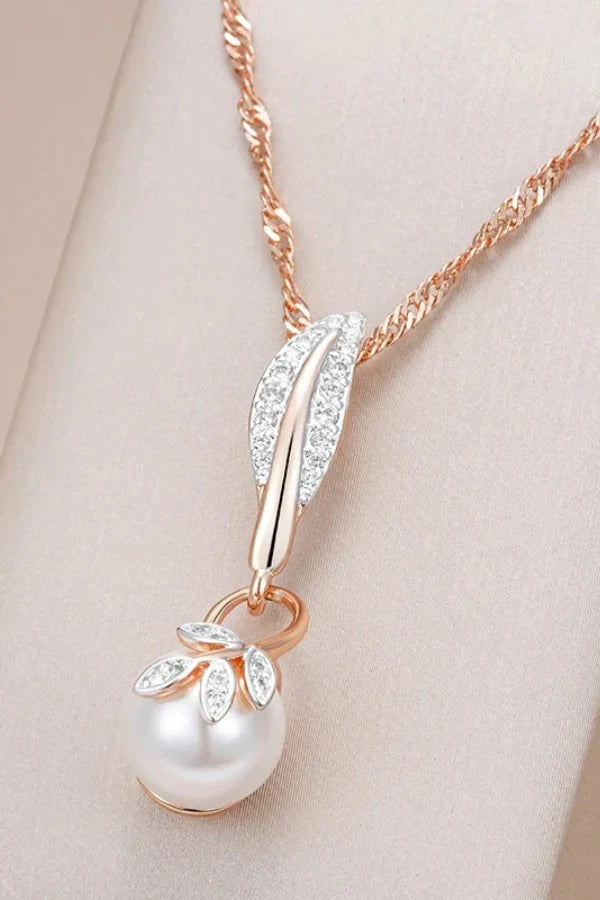 Ava - Floral Pendant Gold Necklace