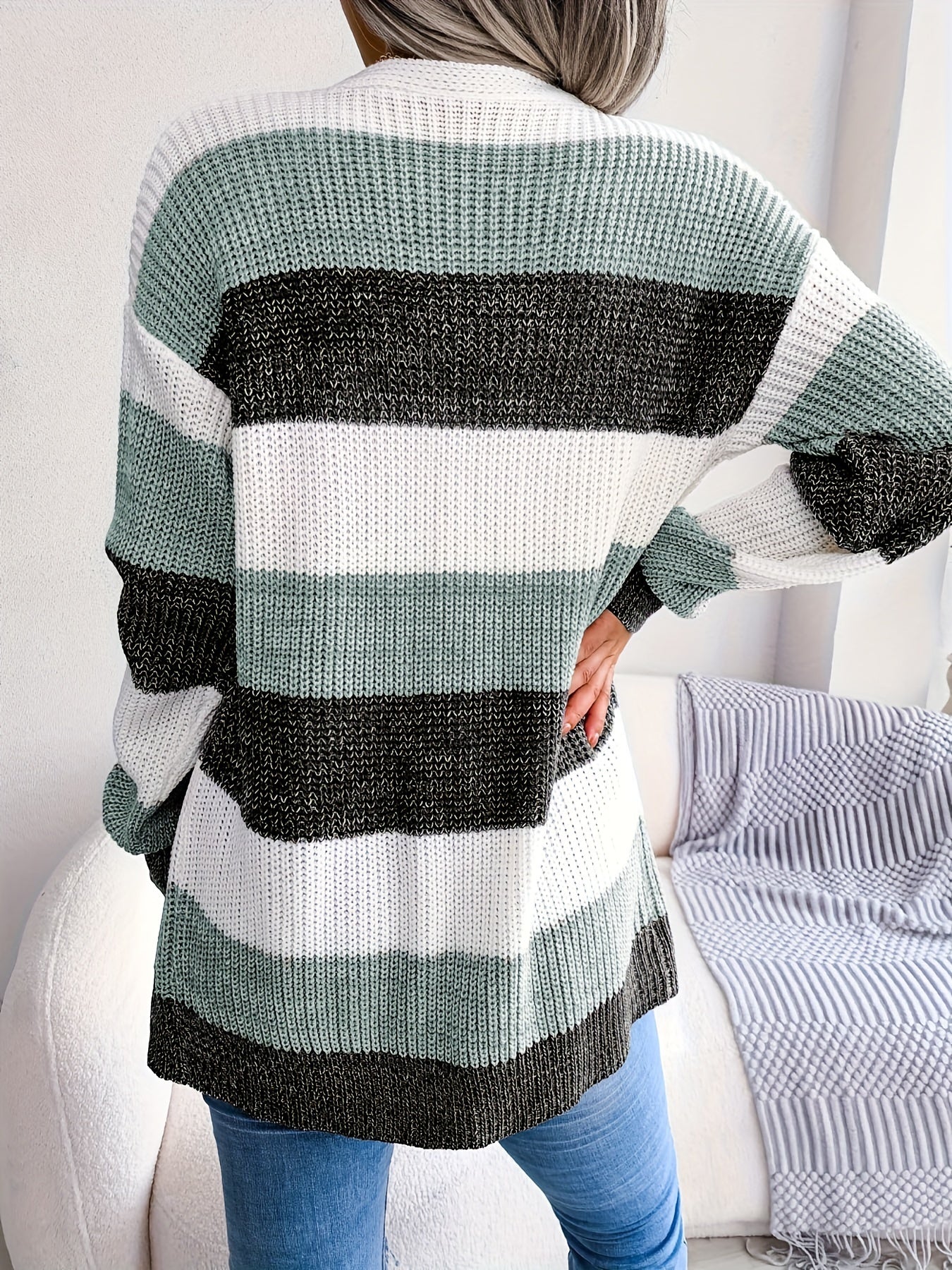 Eva - Coastal Breeze Cardigan